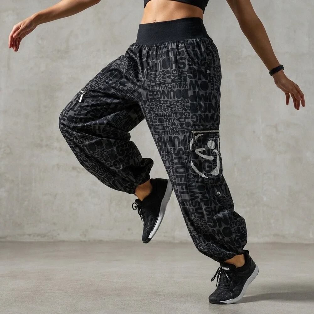 ZUMBA Fitness Shout-Out Dance Cargo Parachute Pants Size S Graffiti Text Print